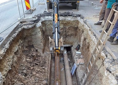 Trei zile de lucrări la sistemul de termoficare din Capitală/  Bucureştenii din toate sectoarele, fără apă caldă şi căldură în anumite intervale, în funcţie de complexitatea fiecărei lucrări