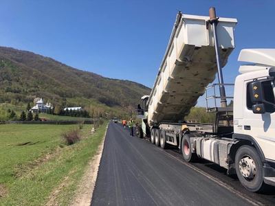 Ministerul Dezvoltării finanţează reabilitarea unui drum din judeţul Sibiu, obiectiv strategic necesar pentru exerciţii militare NATO