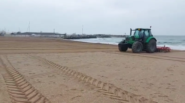 Apele Române Dobrogea-Litoral anunţă că au finalizat predarea sectoarelor de plajă către cei 266 de operatori economici cu contracte de închiriere