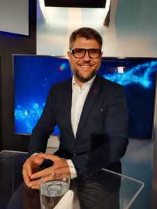 Medicul Mihai Juncar: De obicei, oamenii când sunt supăraţi au tendinţa să dea review-uri, nu când sunt fericiţi/ Inclusiv aceste review-uri ar trebui să le trecem prin filtrul gândirii