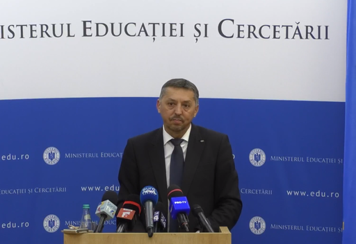 Daniel David: Mi-ar plăcea să renunţăm la Evaluarea Naţională din clasa a VIII-a cu rol de selecţie / Acum nu putem, pentru că un 8 într-o comună înseamnă altceva decât un 8 în Cluj sau în Bucureşti