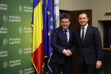 UPDATE - Viceprimarul liberal Stelian Bujduveanu, desemnat înlocuitor al lui Nicuşor Dan la Primăria Capitalei, prin votul CGMB/Demisia lui Nicuşor Dan, în vigoare din data de 26 mai - FOTO, VIDEO