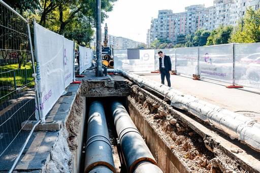 Lucrări de înlocuire, modernizare şi de reparaţii pe conductele reţelei termice, în mai multe zone din Capitală/ CTE Grăzăveşti va fi oprită pentru revizia anuală, punctele termice vor fi preluate succesiv pentru alimentare din CTE VEST