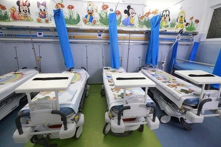 Buzău  -  Noul sector de Pediatrie al Unităţii de Primiri Urgenţe (UPU) a Spitalului Judeţean Buzău, inaugurat / Pereţii, decoraţi de  elevi ai Liceului de Arte ”Margareta Sterian”  - FOTO