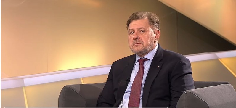 Alexandru Rafila, întrebat de ce se aşteaptă mult pentru un RMN: La noi, să ştiţi că stau puţin. Programarea peste două săptămâni sau peste o lună e firească. Discut cu colegi din Marea Britanie, unde stau şase luni - VIDEO