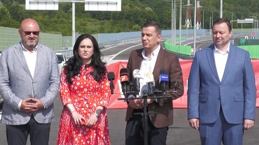 Grindeanu a anunţat finalizarea lotului 5 din autostrada Sibiu-Piteşti: Astăzi după-amiază vom finaliza acest lot 5/ Constructorii au terminat cu trei luni mai devreme/ Lotul 4 este cel mai aproape din cele rămase pentru a fi dat în circulaţie  VIDEO
