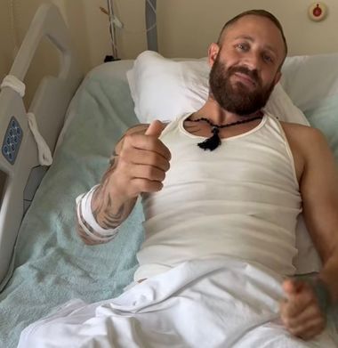Britanic operat la Iaşi după ce a suferit o fractură gravă de coloană. Bărbatul risca să rămână paralizat dacă nu ar fi fost supus imediat unei intervenţii chirurgicale, susţin medicii
