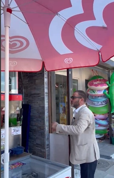 Horia Constantinescu (CJPC Constanţa), după o acţiune de control pe faleza de la Eforie Nord: Dughenizarea excesivă a transformat faleza într-un loc desprins parcă din Pakistan sau India - VIDEO