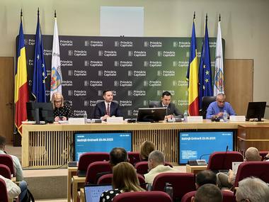 Primarul interimar la Capitalei: Salariile directorilor din companiile municipale vor fi plafonate la nivelul salariului unui viceprimar. Indemnizaţiile membrilor consiliilor de administraţie vor fi limitate la minumul legal