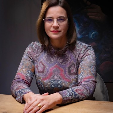 Psihoterapeutul Yolanda Creţescu: Copiii care au avut parte de ataşament securizant acasă nu vor fi atât de vulnerabili, de a face cu price preţ parte dintr-un grup