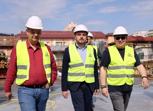 Ministrul Sănătăţii anunţă că programul de lucru va fi prelungit pe şantierele spitalelor care se află în întârziere