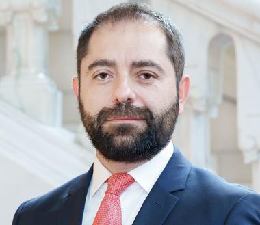 Radu Burnete: Dacă vrem taxare la un nivel moderat şi un stat care să ne ofere servicii publice de calitate toată lumea trebuie să plătească, iar statul trebuie să livreze. Trebuie să închidem cu evaziunea şi economia neagră