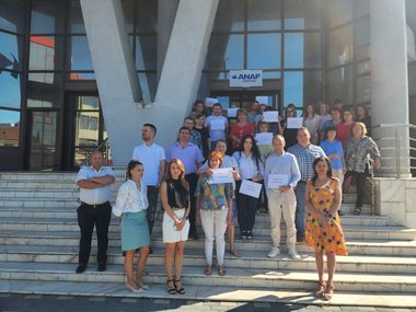 FNSA solicită Avocatului Poporului să se sesizeze şi să promoveze la CCR o acţiune privind neconstituţionalitatea Ordonanţei care plafonează sporul pentru condiţii grele de muncă: Austeritate pentru salariaţi, festin pentru partide. Ruşine!
