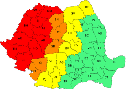 Cod roşu de vijelii pentru zece judeţe din vestul ţării, valabil până la ora 20.00/ Meteorologii au emis avertizare nowcasting pentru Timiş, unde rafalele vor atinge 120 de km/h şi va cădea grindină de mari dimensiuni