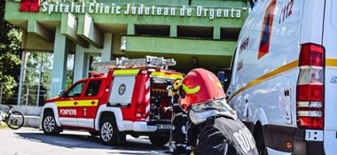 Incendiu izbucnit în baia unui salon al Spitalului Judeâean Timişoara/ 2 persoane s-au autoevacuat