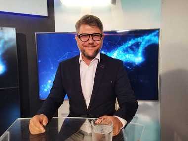 Cum să ne alegem stomatologul: tânăr şi cu multe cursuri sau vârstnic şi cu experienţă? Răspunsul profesorului Mihai Juncar: Aş recomanda întotdeauna echilibrul