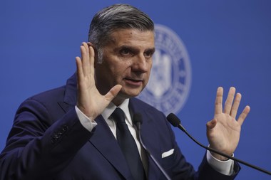 Modificări substanţiale în ceea ce priveşte pensiile private din România/ Contribuabilii nu vor mai putea retrage integral suma cotizată, potrivit unui proiect de act normativ/ Ce spune vicepremierul Tanczos Barna