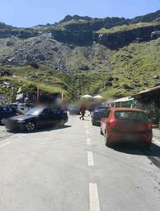 Aglomeraţie pe Transfăgărăşan, pe Valea Oltului şi pe DN 1 Sibiu-Braşov, în contextul afluxului mare de turişti/ Recomandările IPJ Sibiu