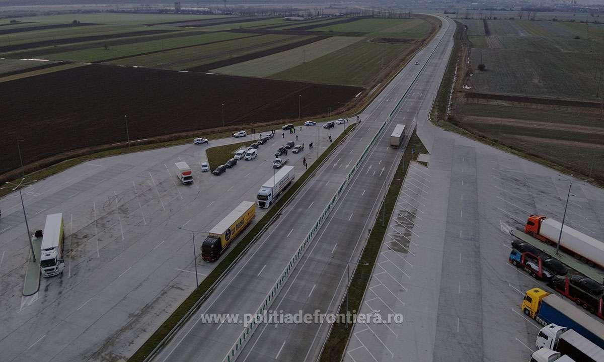 Restricţii de circulaţie pentru camioanele de peste 7,5 tone, aplicabile în Ungaria, în perioada 16–17 august