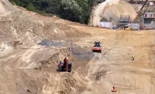 Cristian Pistol, şeful CNAIR: Se lucrează cu 900 de persoane şi 150 de utilaje pe secţiunea 3 (parte a tronsonului montan) a Autostrăzii Sibiu-Piteşti!