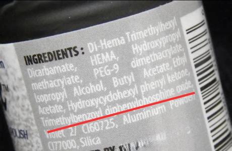 ANPC recomandă evitarea cumpărării produselor care conţin TPO, un ingredient interzis în UE din luna septembrie / Acesta se găseste în oje semipermanente şi geluri UV şi poate prezenta riscuri pentru sănătate, în cazul utilizării în mod repetat 