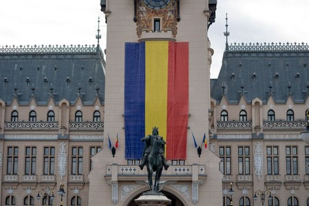 Statuia lui Ştefan cel Mare din faţa Palatului Culturii din Iaşi va fi restaurată. Monumentul vechi de 140 de ani se găseşte într-o stare avansată de degradare
