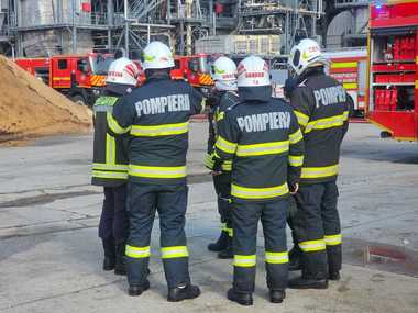 ISU Alba: Operatorul are mai multe autorizaţii, autorizaţiile se emit pe construcţii şi pe hale, nu vă pot spune, în momentul de faţă, dacă hala respectivă se supune sau nu autorizări