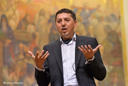 Ministrul Educaţiei: 2025 cred că este cel mai complicat an pentru ţară de după Revoluţie, luând în calcul crizele politice şi economico-financiare pe care le avem. Şi sistemul de educaţie este lovit de aceste crize
