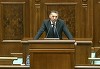 Daniel David, la moţiunea împotriva sa: Da, educaţia este în pericol. Când un sistem produce spre 50% analfabetism funcţional, devine un risc de securitate naţională. Dacă nu suntem atenţi, ţara va deveni o civilizaţie eşuată, sub obscurantism