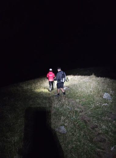 Turist de 23 de ani, epuizat, salvat după ce a făcut peste 7 ore de la Bâlea Lac către Cabana Podragu / Avertismentul Salvamont

