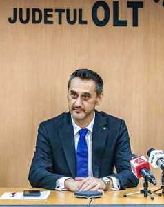 Primarul Slatinei, despre reforma administraţiei: Dacă noi nu ştim impactul bugetar, dacă noi nu ştim, pe scenarii, ce înseamnă, ca impact bugetar, ceea ce tăiem, de ce vehiculăm cifre? Tăiem tot. Hai domnule, să plece toţi acasă! E o aberaţie!