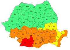 Vreme deosebit de rece, ploi, intensificări ale vântului şi ninsori la altitudini de peste 1.500 de metri, până sâmbătă/ Cod roşu de ploi abundente în Olt şi Dolj, coduri portocaliu şi galben în alte judeţe/ Alte avertizări vizează vântul puternic