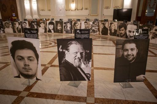 10 ANI DE LA COLECTIV - Bogdan Moleşag, supravieţuitor: Lucrarea de licenţă am făcut-o pe supravieţuitorii incendiului. Concluzia: din punct de vedere psihic şi emoţional, eşti la fel de rănit şi la fel de afectat indiferent dacă ai sau nu şi răni fizic

