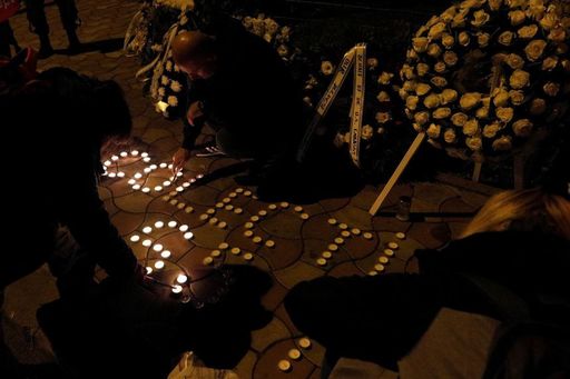 10 ANI DE LA COLECTIV - Alex şi Bogdan au pierit în urma incendiului de la Colectiv. Pentru părinţii lor, sunt zece ani de durere şi de întrebări fără răspuns

