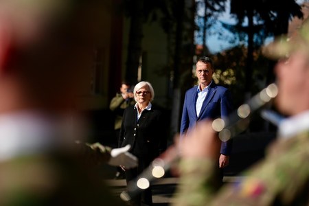 Ministrul Apărării, Ionuţ Moşteanu, alături de ministrul Forţelor Armate din Franţa, la Cincu: Exerciţiul NATO – DACIAN FALL 2025 demonstrează capacitatea de a acţiona împreună şi de a întări postura de apărare colectivă a NATO