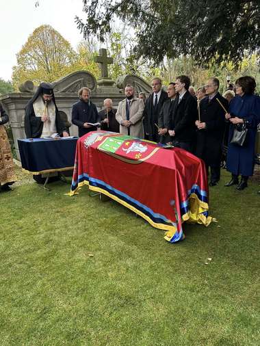 Sicriul cu rămăşiţele pământeşti ale lui Grigore Alexandru Ghyka, ultimul domn al Moldovei, depus duminică în Sala Unirii de la Palatul Cotroceni/ Când şi în ce condiţii este permis accesul publicului - VIDEO