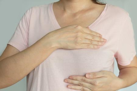 Cercetătorii au dezvoltat o terapie ţintită care ar putea opri cancerul de sân
