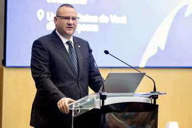 Ministerul Educaţiei şi Cercetării - Autoritatea Naţională pentru Cercetare anunţă discuţii cu Agenţia Spaţială Europeană (ESA) pentru reeşalonarea angajamentelor şi redefinirea proiectelor angajate de România