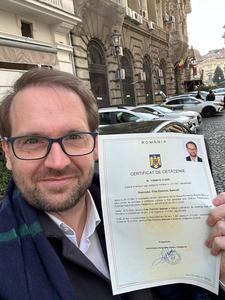 Dominic Fritz: Mi-am depus jurământul de credinţă faţă de România, al cărei cetăţean sunt de azi. Mulţumesc, România, pentru braţele tale deschise. Mulţumesc, Timişoara, ca îmi eşti acasă