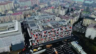 Ministrul Sănătăţii: Primul corp nou de spital judeţean construit în România după 1989 este finalizat prin PNRR, la Bistriţa