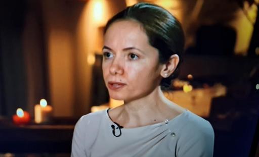 Mirabela Grădinaru: Nu mi-am pus eticheta de „primă doamnă”. Mă implic în acţiuni în care cred. Dacă pot să fac ceva, să unesc societatea civilă cu clasa politică, cu oamenii care ar putea să ia decizii şi să transforme speranţe în realitate, o voi face