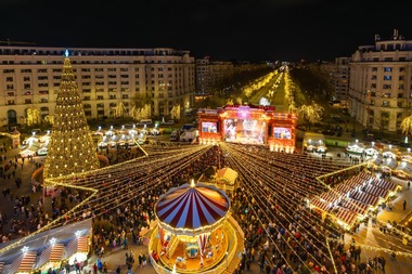 Peste 1,5 milioane de vizitatori, zeci de evenimente şi sute de căsuţe cu diverse produse, la târgurile de Crăciun organizate de Primăria Capitalei FOTO