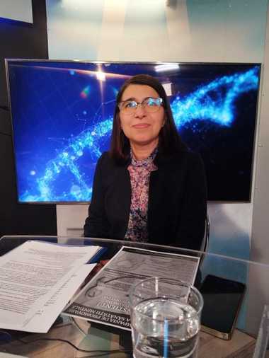 Dr. Eugenia Bratu (INSP): Nu am da un drog copiilor cu bună-ştiinţă. Aşa cum nu am da copiilor cu bună-ştiinţă un drog, trebuie să avem grijă cum le dăm aceste medii digitale
