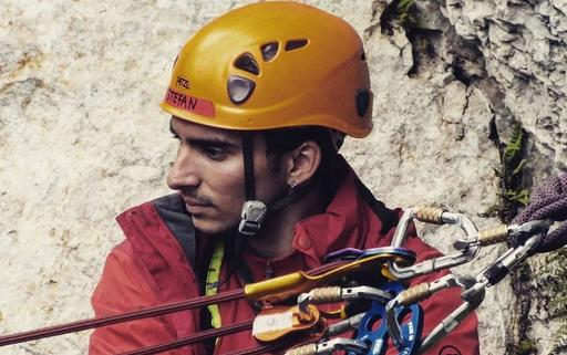 Apelul umanitar pentru un salvamontist de 30 de ani, din Sinaia, diagnosticat cu o tumoră cerebrală agresivă: De zeci de ori a readus oameni în siguranţă de pe crestele Bucegilor/ Şeful Salvamont: Ajutaţi un salvator să fie salvat!