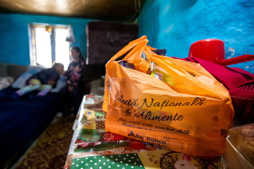 Federaţia Băncilor pentru Alimente: În 2025, peste 10.800 de tone de alimente au fost redistribuite pentru 325.000 de persoane vulnerabile. Un an record al solidarităţii împotriva risipei alimentare