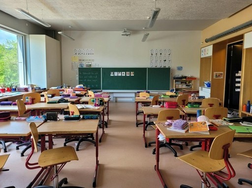 Cursurile anului şcolar 2026-2027 ar urma să înceapă în 7 septembrie şi să se încheie în 18 iunie/ Intervalul în care poate fi aleasă săptămâna de vacanţă de către ISJ/ISMB, redus - proiect