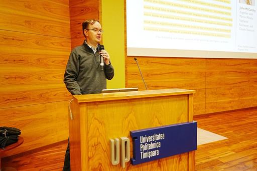 Prof. Mykel J. Kochenderfer (Stanford University), conferinţă la UPT: AI a ajuns la un nivel de inteligenţă generală care îi surprinde chiar şi pe experţi. Avem un drum lung de parcurs pentru a ne asigura că aceste progrese sunt în beneficiul tuturor 