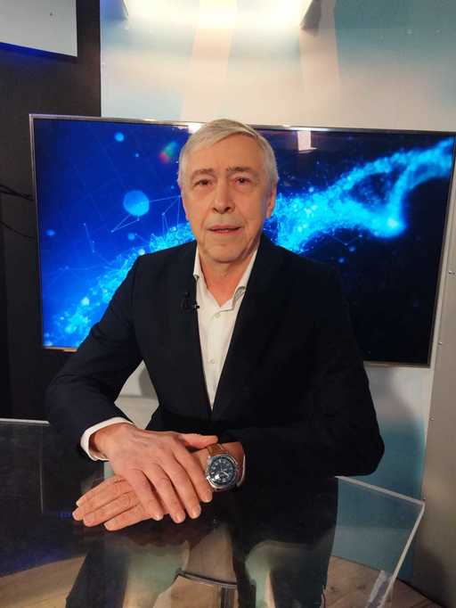 Dr. Marian Burcea: Fac un apel, mai ales de sărbători, e bine să nu fie lăsaţi copiii cu petarde, cu pocnitori/ La Institutul de Urgenţe Oftalmologice, medicii au operat fără oprire în noaptea de Revelion