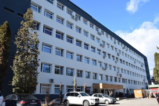 Pacientă diagnosticată cu trei tipuri de cancer, operată cu succes la Spitalul Judeţean de Urgenţă Alba Iulia. Intervenţia a durat patru ore

