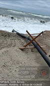 Verificări ale Administraţiei Bazinale de Apă Dobrogea Litoral după o sesizareprivind evacuarea în Marea Neagră a unor ape de la fundaţia unei clădiri în construcţie din Mamaia - FOTO